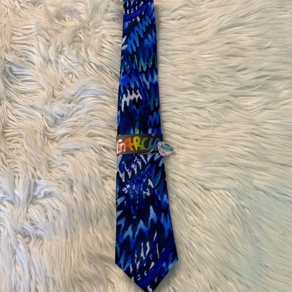 GARCIA  Wetlands Collection 68 Tie brand new with tags still attached 100% silk